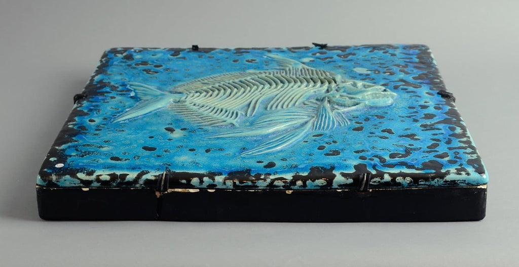 Unique tin-glazed fajance plaque with fish by Hans Hedberg A1393 - Freeforms