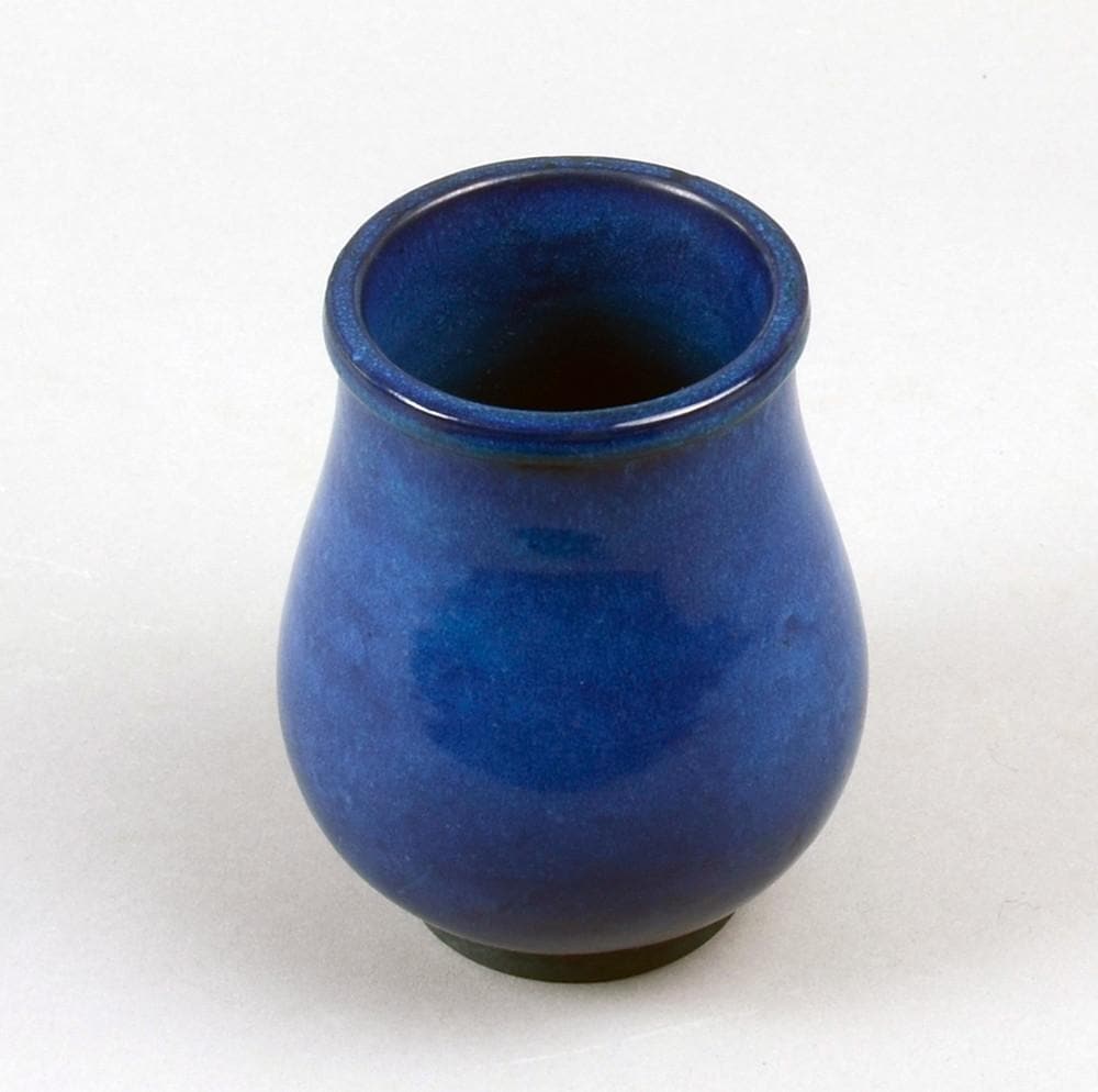 Unusual "Farsta" vase by Wilhelm Kage F1552 - Freeforms