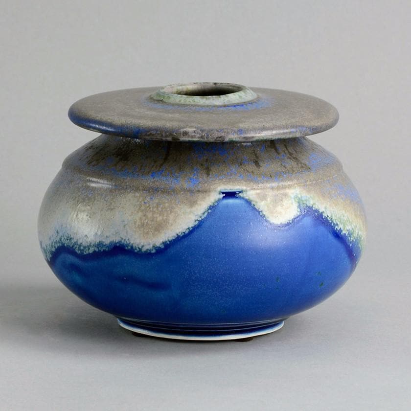 Vase by Carl Cunningham Cole for Herman A. Kahler Keramik B3402a - Freeforms