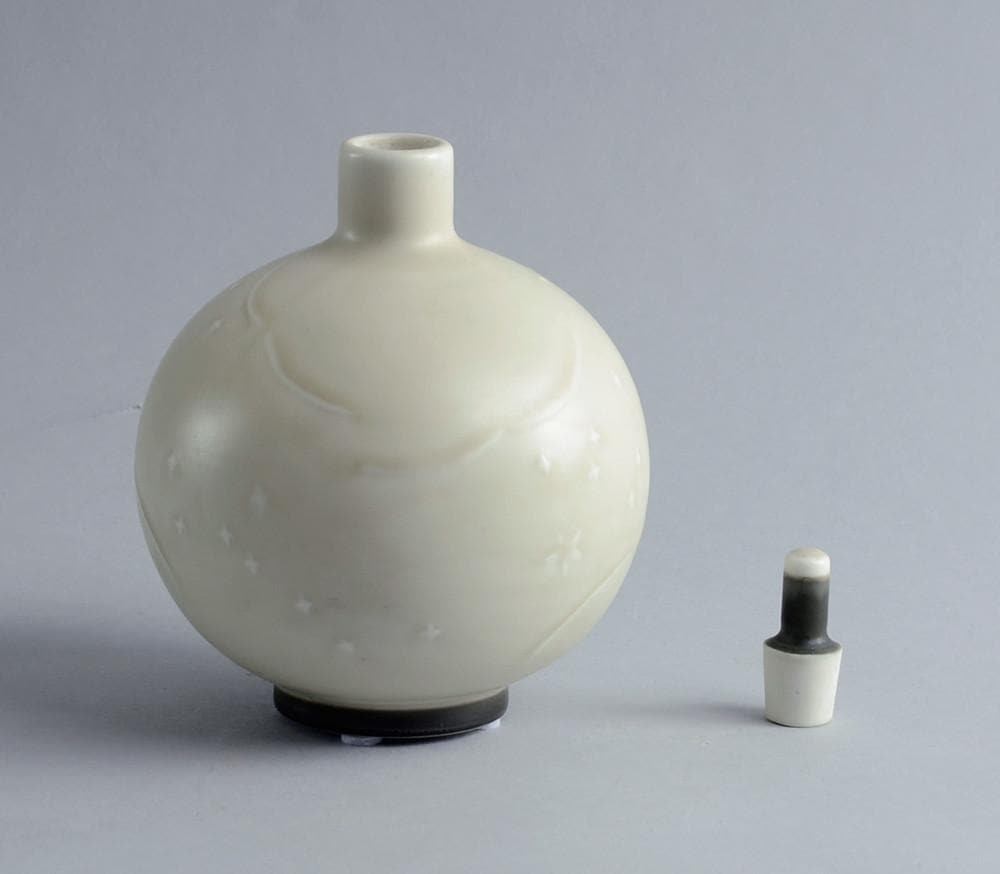 Vase by Ebbe Sadolin for Bing and Grøndahl A1056 - Freeforms