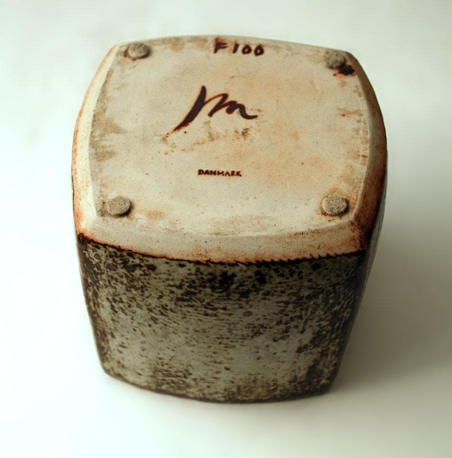 Vase by Jørgen Mogensen N1066 - Freeforms