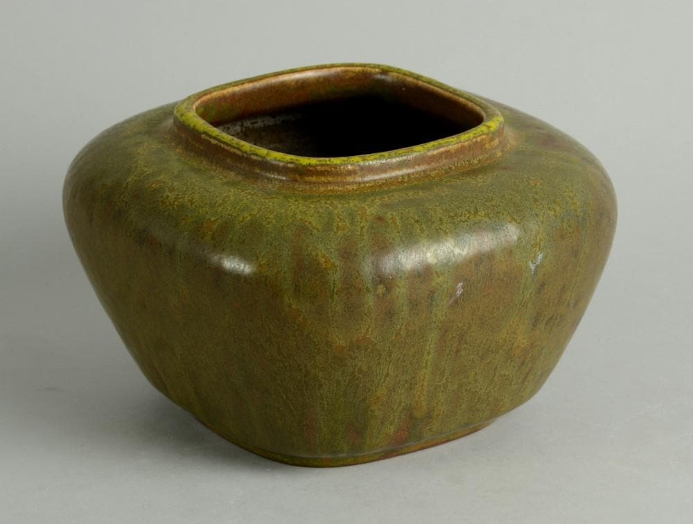 Vase by Nils Thorsson for Royal Copenhagen D462 - Freeforms