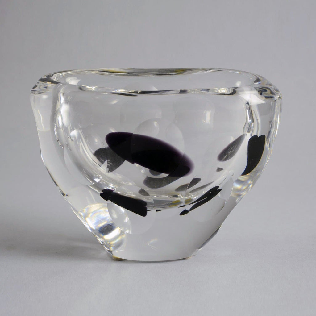 Vicke Lindstrand for Kosta Glass bowl N8524 - Freeforms
