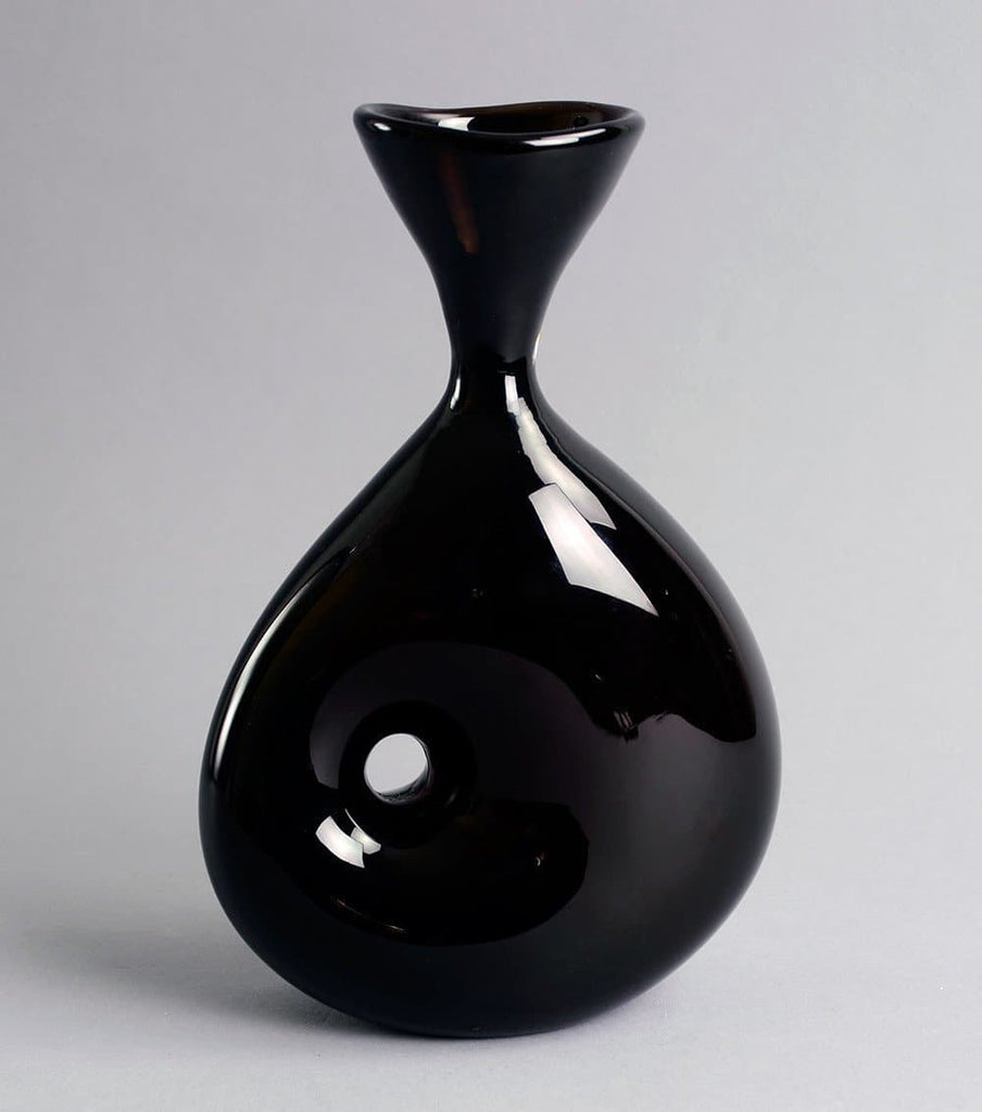 Vicke Lindstrand for Kosta Glass vase A1367 - Freeforms