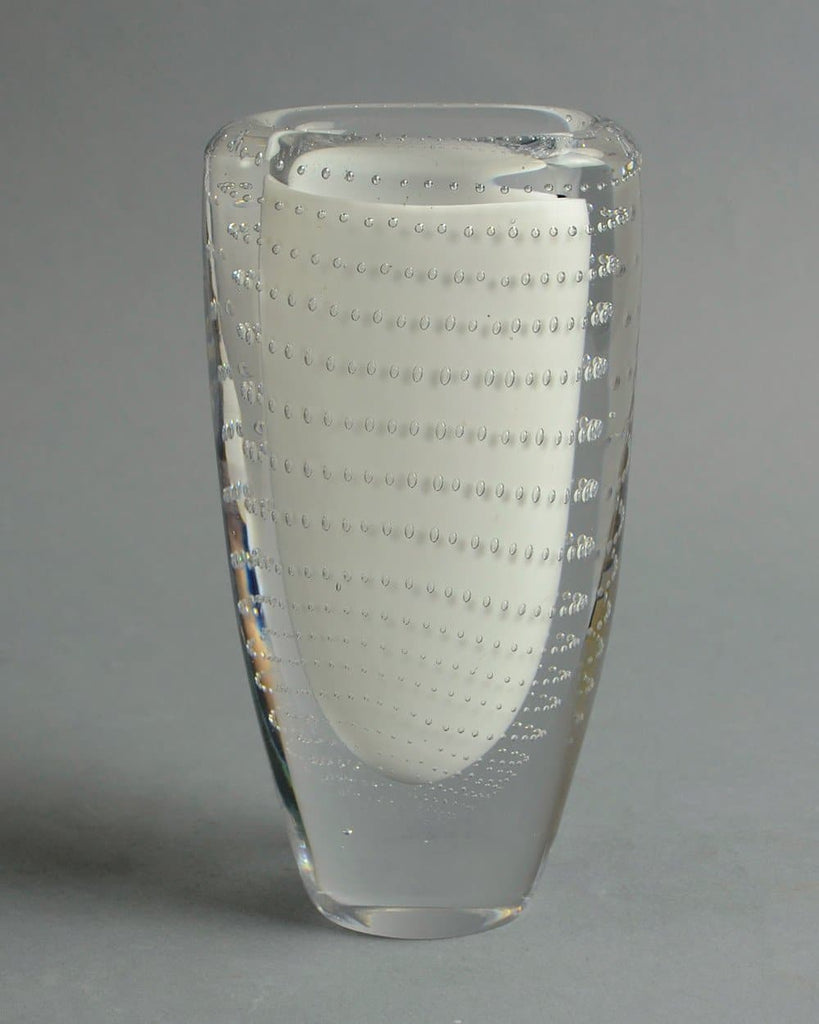 Vicke Lindstrand for Kosta Glass vase A1582 - Freeforms
