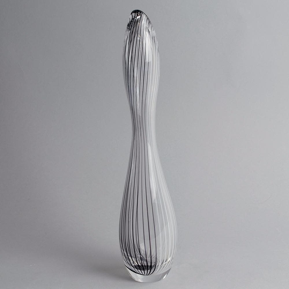 Vicke Lindstrand for Kosta Glass vase A2172 - Freeforms
