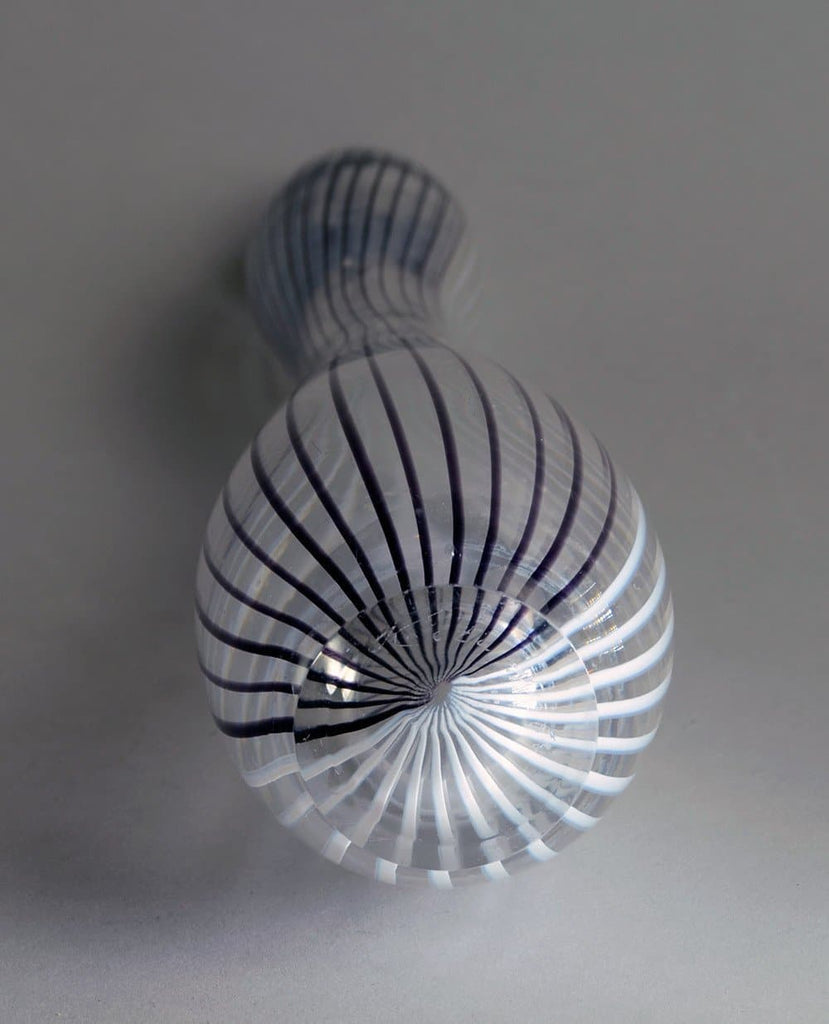 Vicke Lindstrand for Kosta Glass vase A2172 - Freeforms