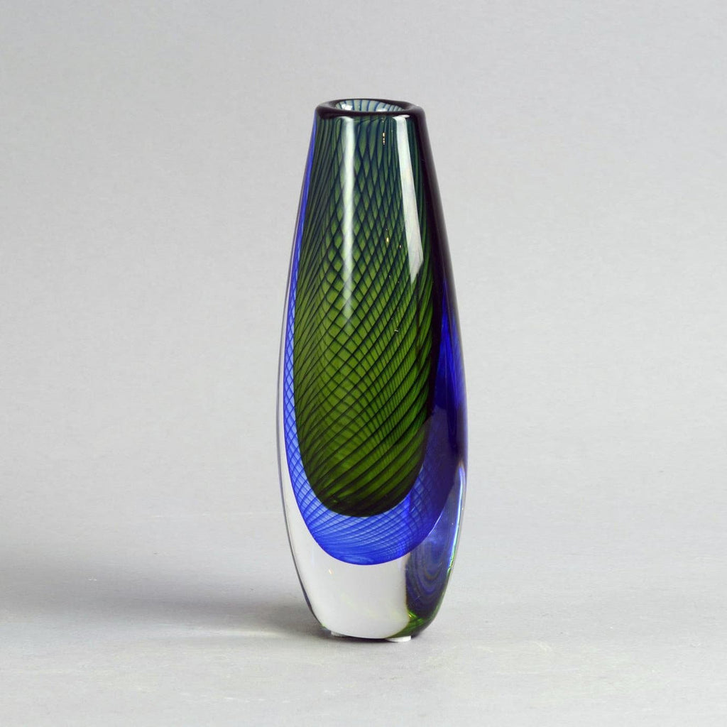 Vicke Lindstrand for Kosta Glass vase N9648 - Freeforms