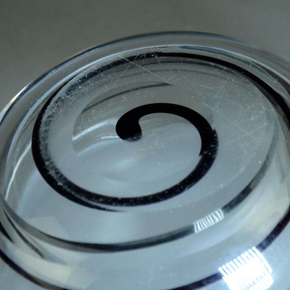 Vicke Lindstrand for Kosta studio bowl with spiral cut line C5471 - Freeforms