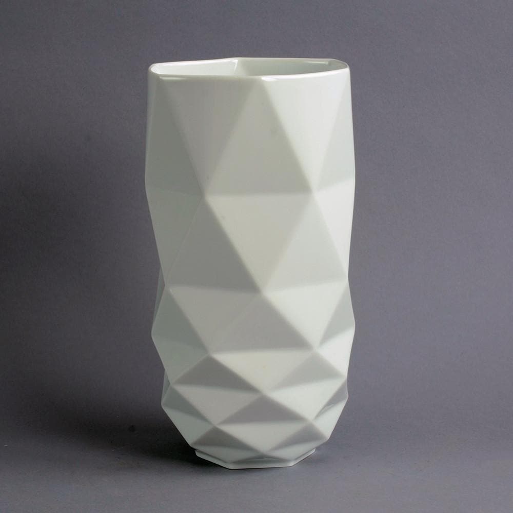 White porcelain vase by Hutschenreuther C5075 - Freeforms
