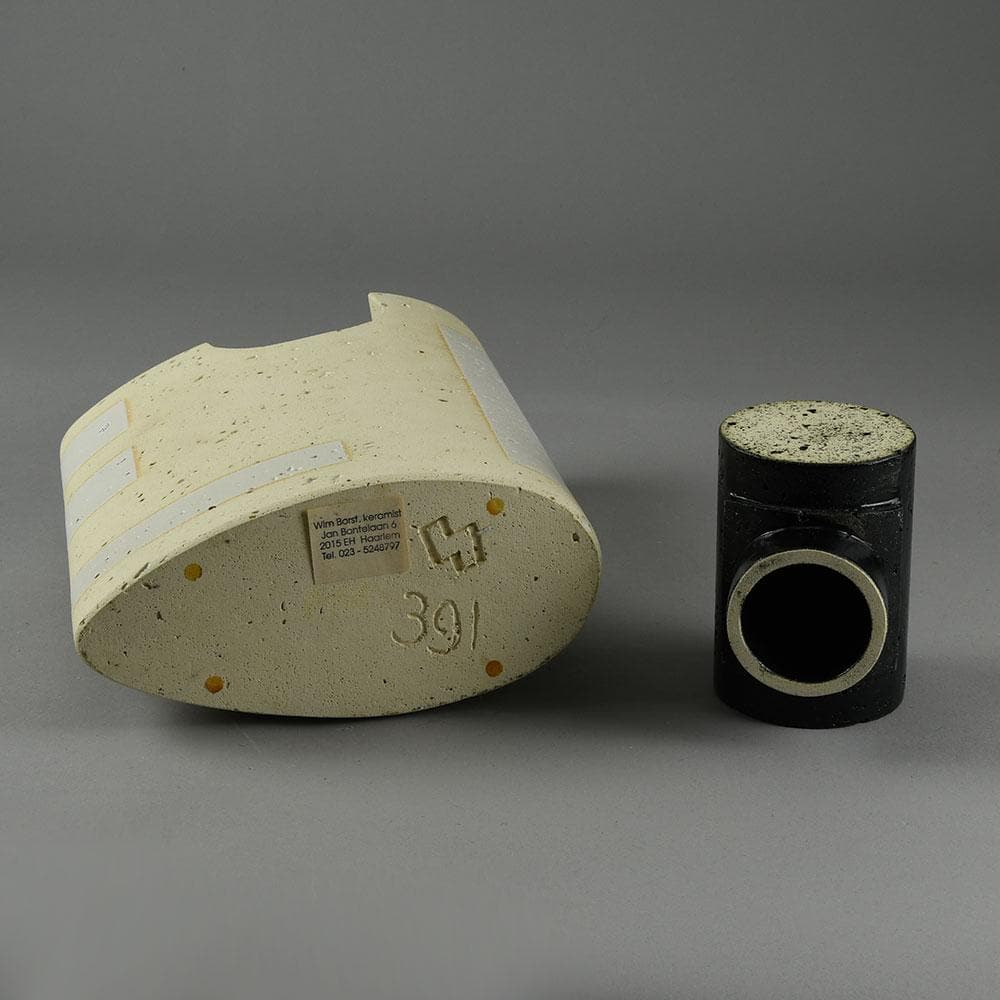 Wim Borst, the Netherlands, unique stoneware sculptural jar E7158a - Freeforms
