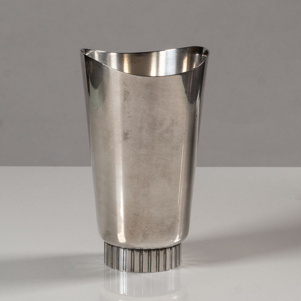 Harald Nilsson, Malmö Silver AB, Sweden, art deco silver vase L3733