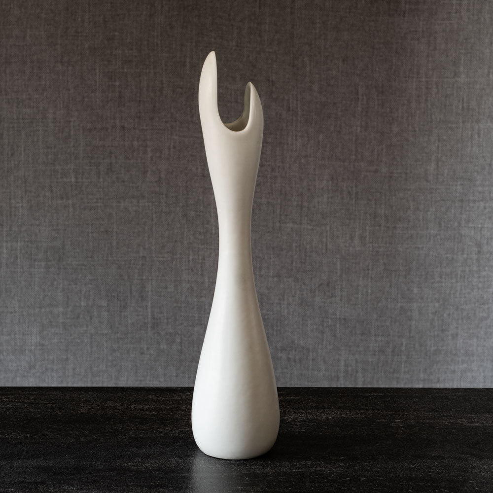 Gunnar Nylund for Rörstrand, Sweden, Stoneware "Caolina" vase L3916