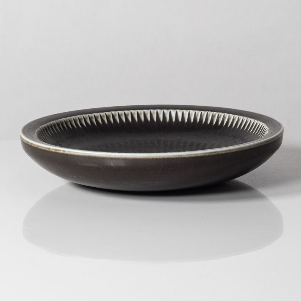 Carl Harry Stålhane for Rörstrand, Sweden, bowl with dark brown matte glaze K2580