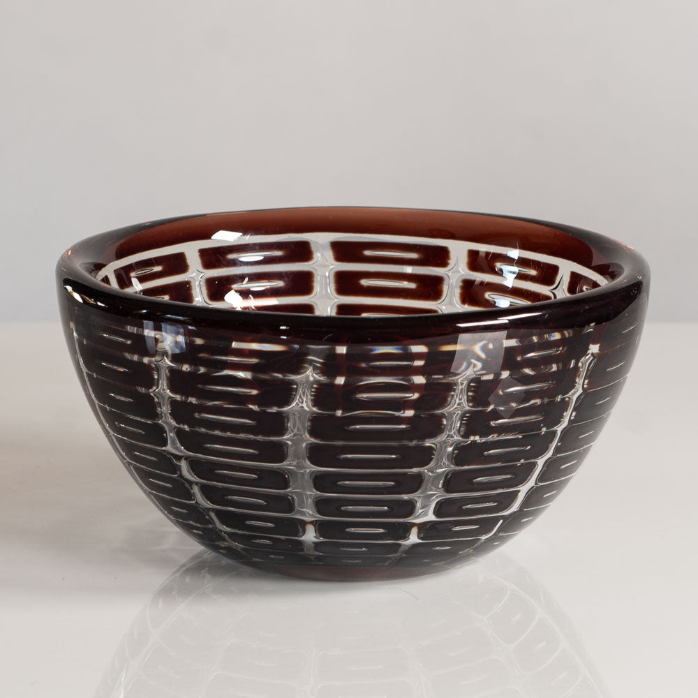 Edvin Öhrström for Orrefors, Sweden, ariel bowl in red and clear glass L3832