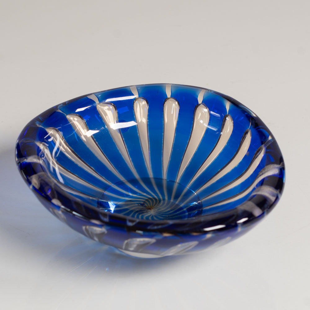 Edvin Öhrström for Orrefors, Sweden, ariel bowl in blue and amber glass L3816