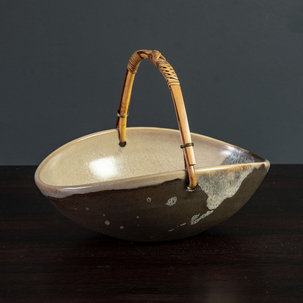 Richard Bampi, Germany, unique stoneware bowl with brown and pink matte glaze and wicker handle H1617
