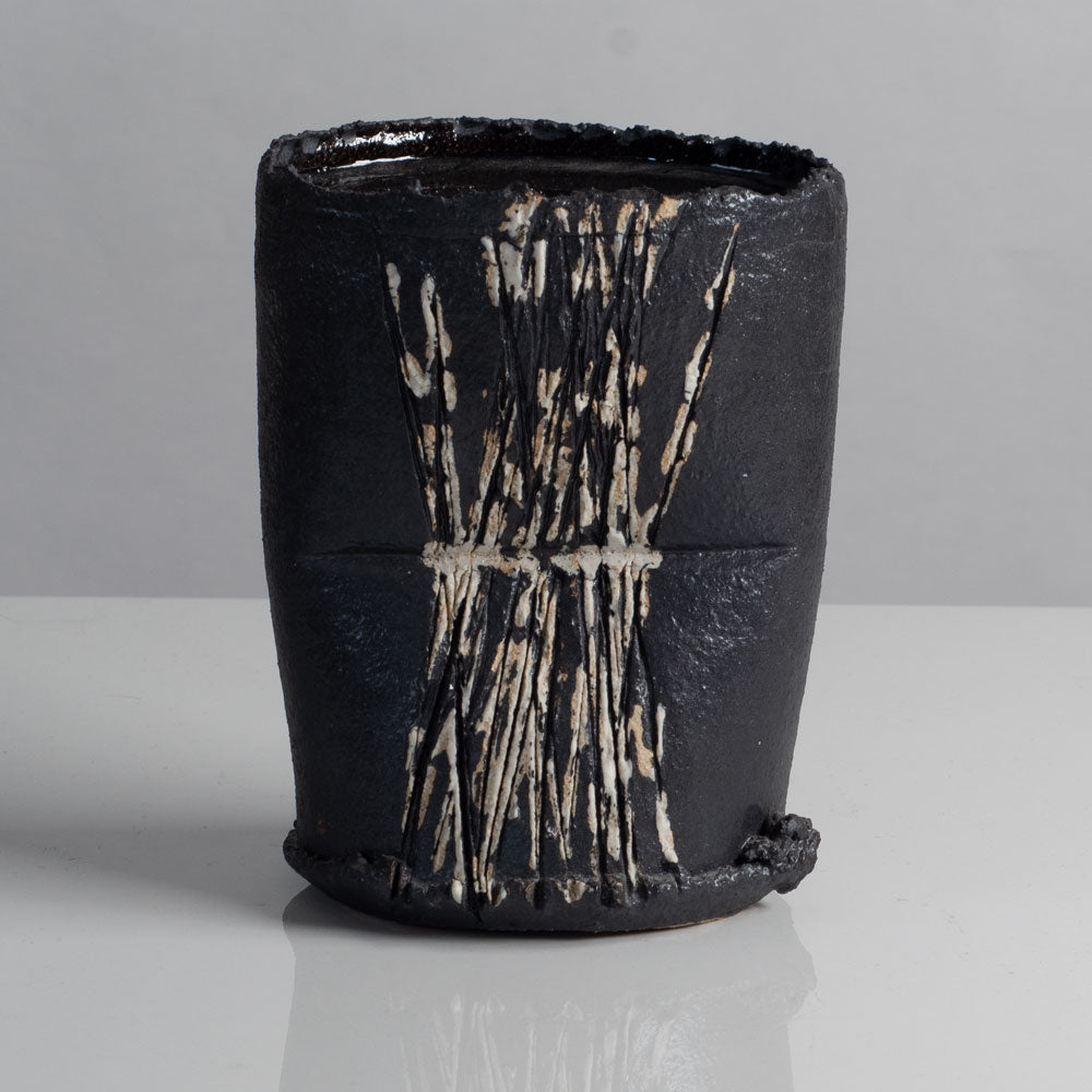 Dan Kelly, UK unique stoneware vase with matte black and white glaze L4012