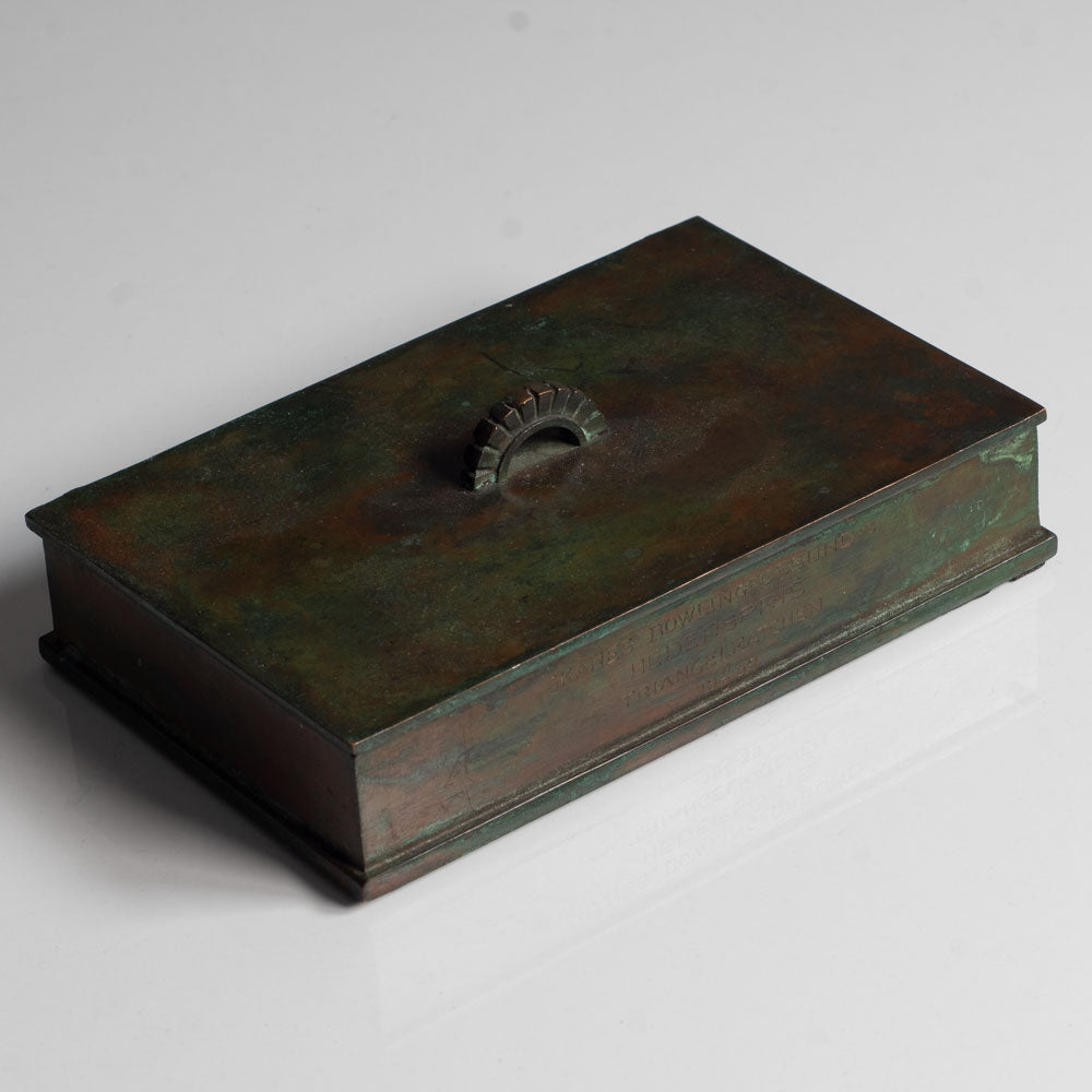 Sune Bäckström, Sweden, bronze lidded box with handle L3722