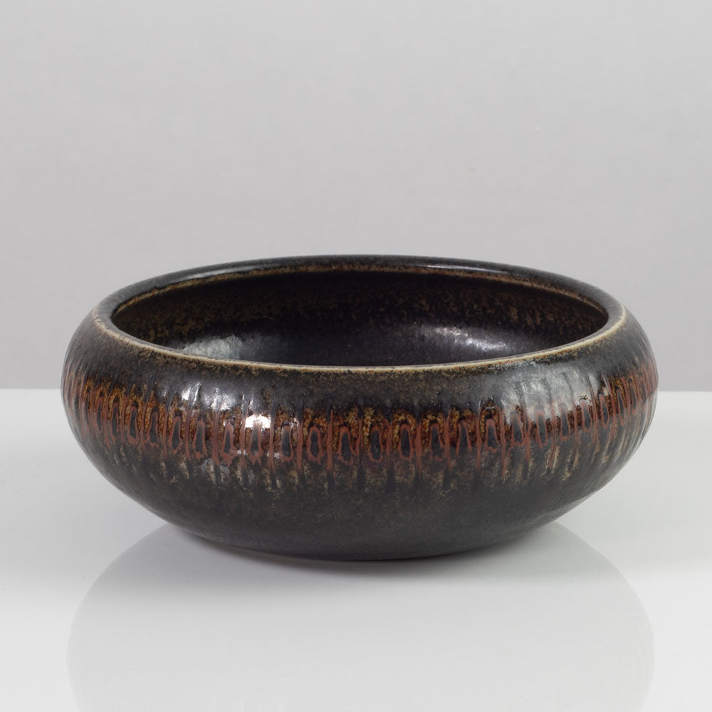 Carl Harry Stålhane for Rörstrand, Sweden, unique stoneware bowl with brown and brick red glaze K2696