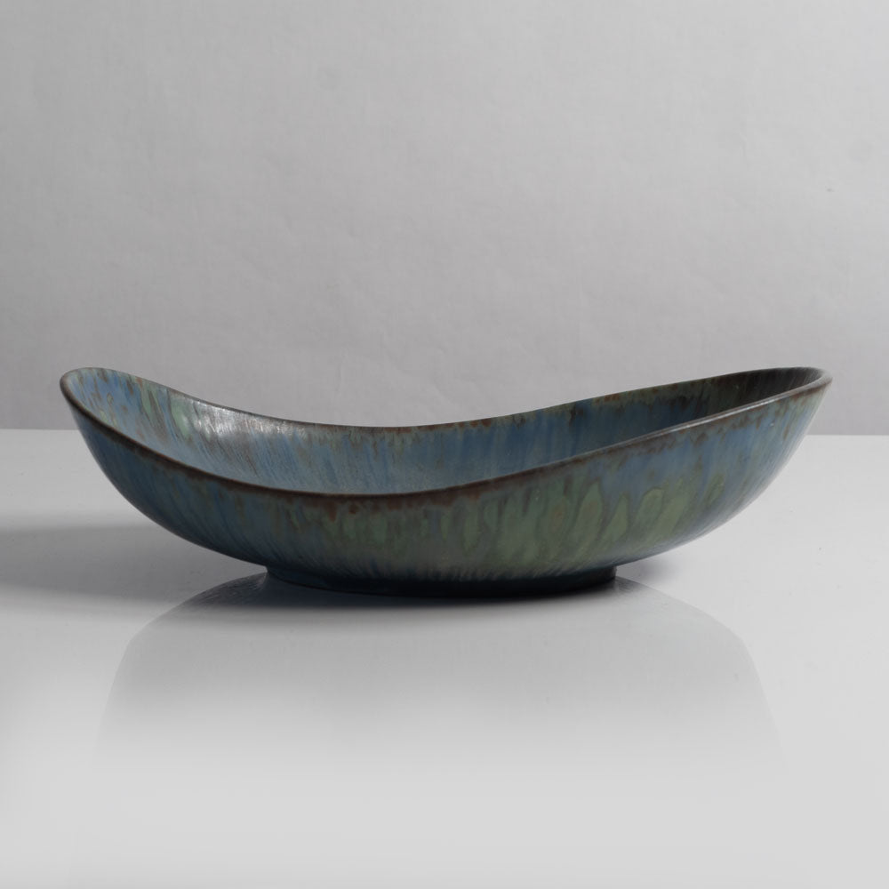 Carl Harry Stålhane for Rörstrand, Sweden, large stoneware bowl with matte blue and green glaze M4107
