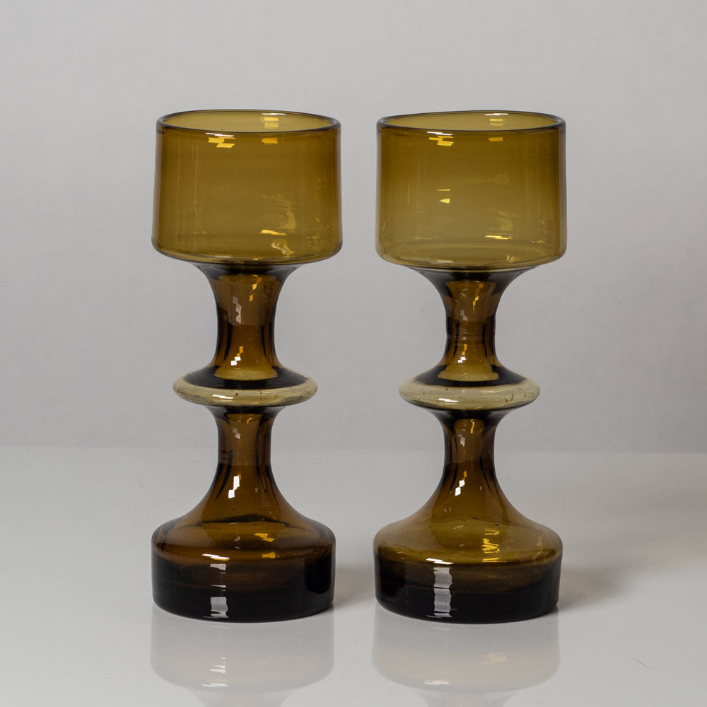 Kaj Franck for Nuutajarvi-Nottsjo, Finland, pair of goblet vases in amber glass K2709 and K2711