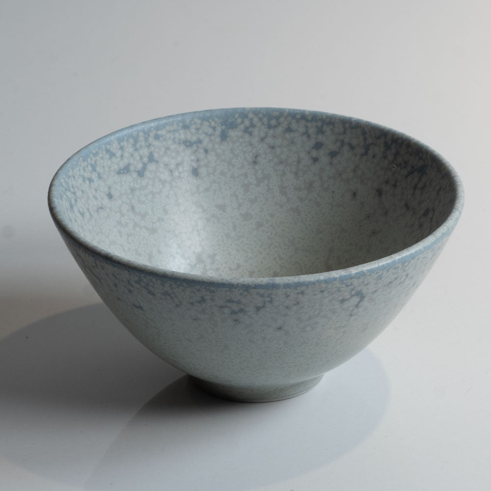 Gunnar Nylund for Rörstrand, Sweden, bowl with blue and white glaze K2466