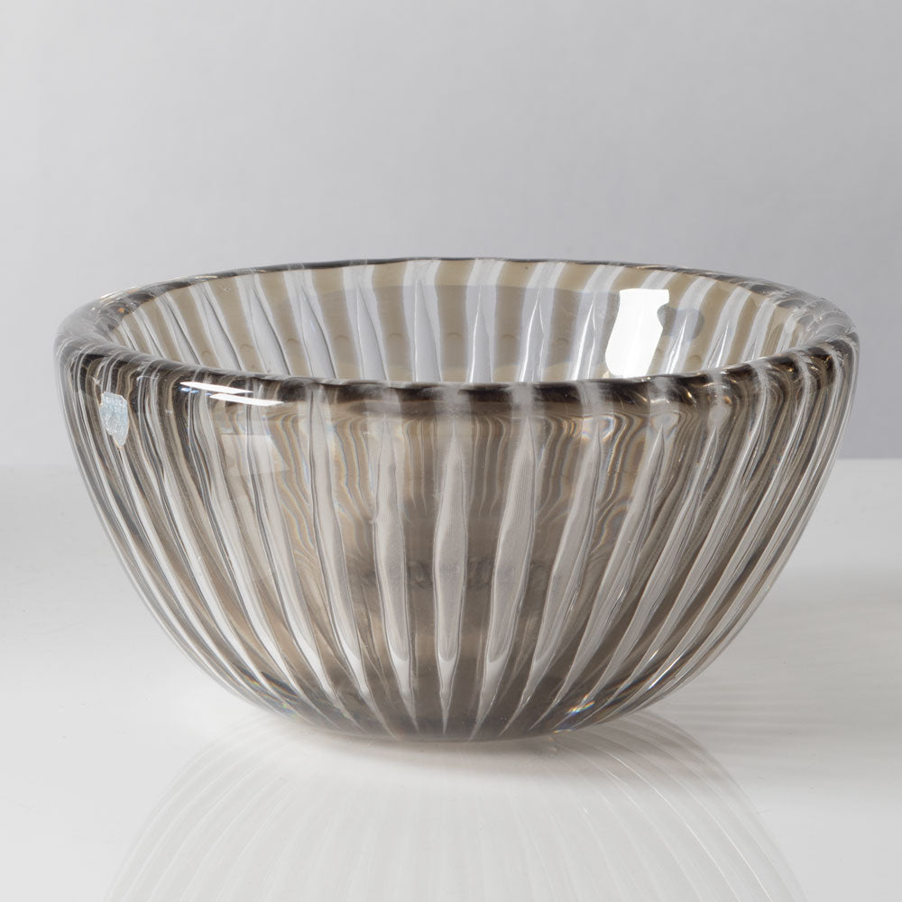 Edvin Öhrström for Orrefors, Sweden, Ariel bowl in gray and clear glass K2927