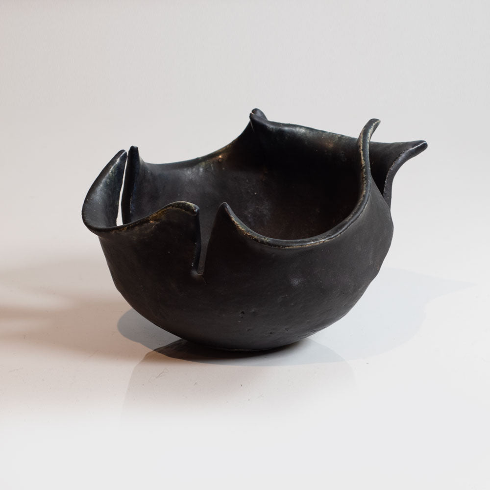 Elisabeth Tutti Veith, German, unique sculptural bowl K2895