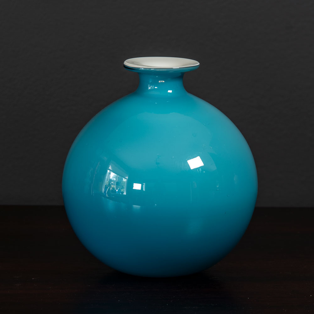 Blue glass "Carnaby" vase by Michael Bang for Holmegaard J1135