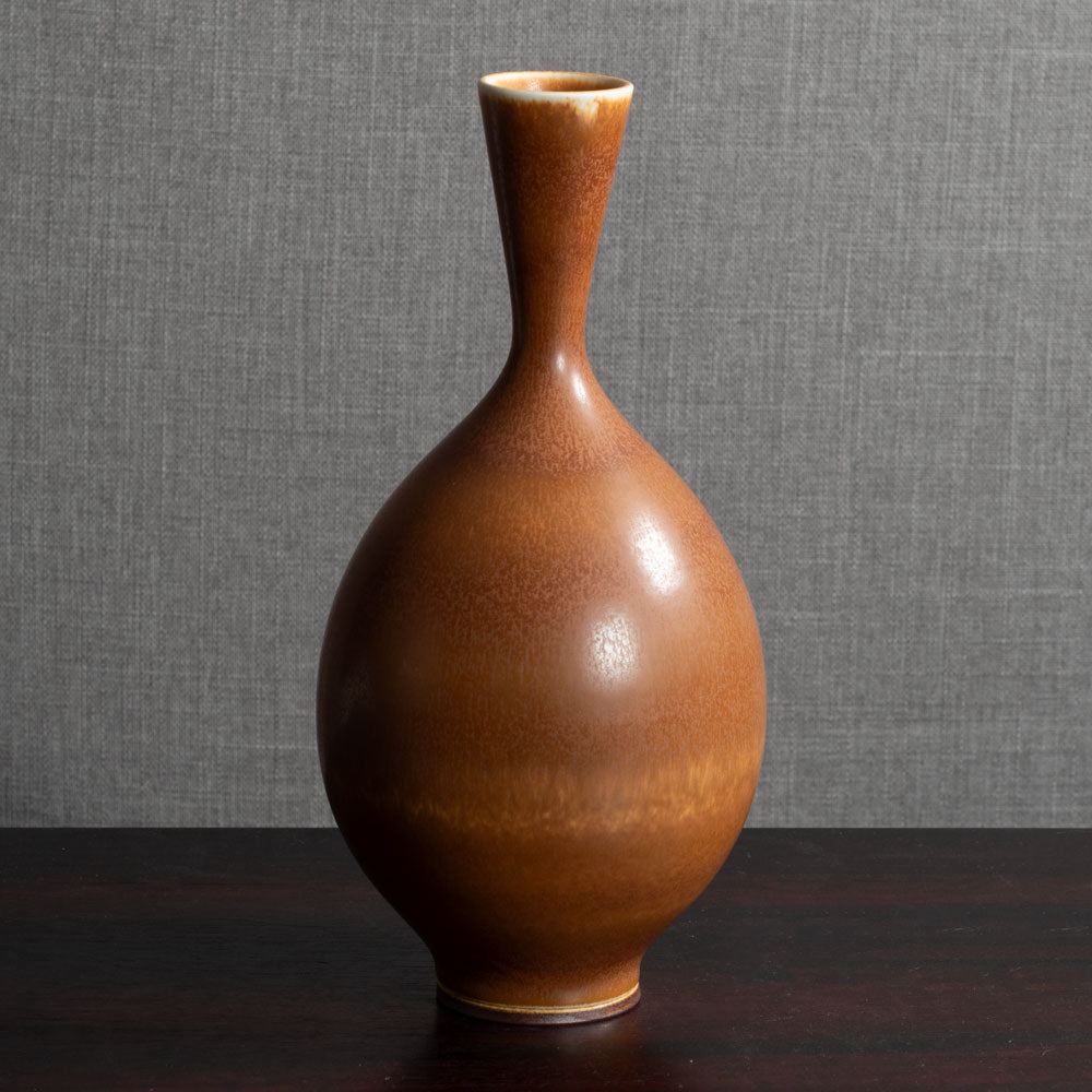 Berndt Friberg for Gustavsberg, Sweden, unique stoneware vase with golden brown haresfur glaze L3559