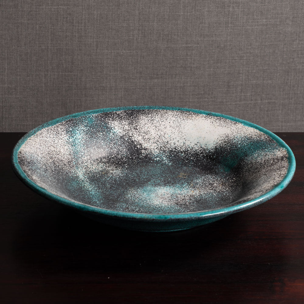 Svend Hammershoj for Kähler Keramik, Denmark, bowl with black, white and green glaze M4162
