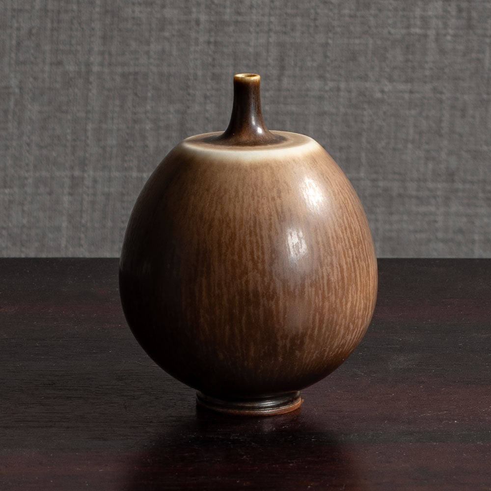 Berndt Friberg for Gustavsberg, Sweden, unique stoneware vase with dark brown haresfur glaze M4160