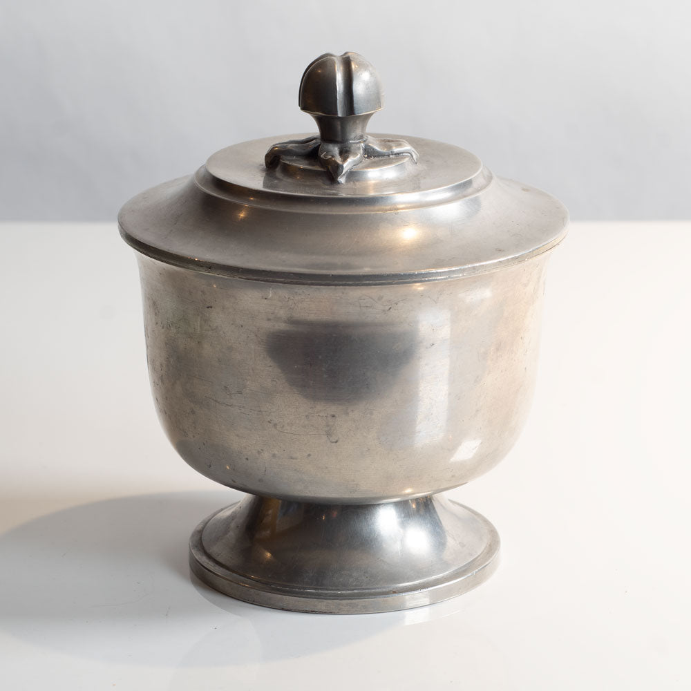 GAB Tenn, Sweden, pewter lidded bowl with seed pod handle M4139
