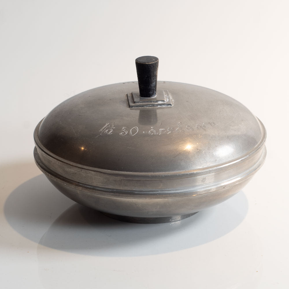 GAB Tenn, Sweden, pewter lidded bowl with wooden handle L3690