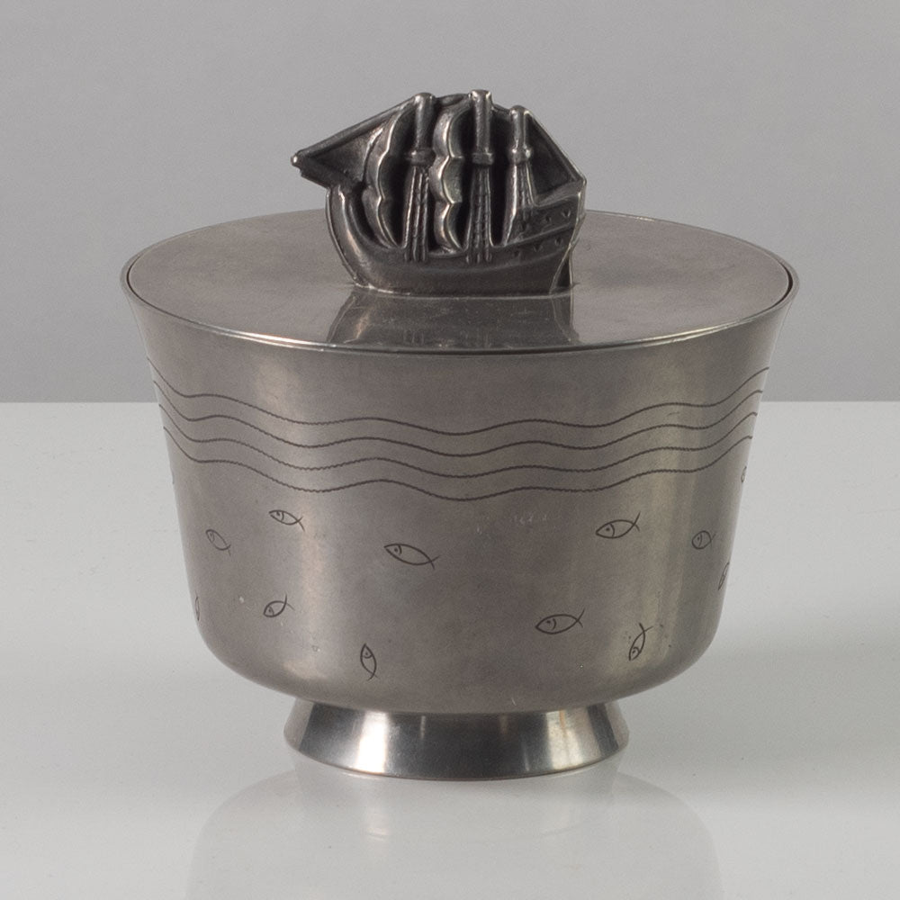 Schreuder & Olsson, Sweden, pewter deco lidded bowl L3040
