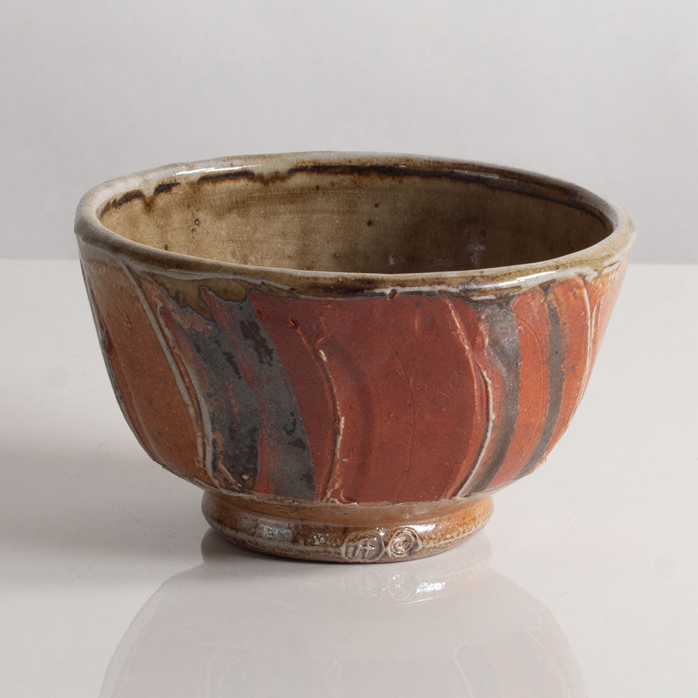 Ruthanne Tudball, UK, stoneware bowl with soda glaze L3997