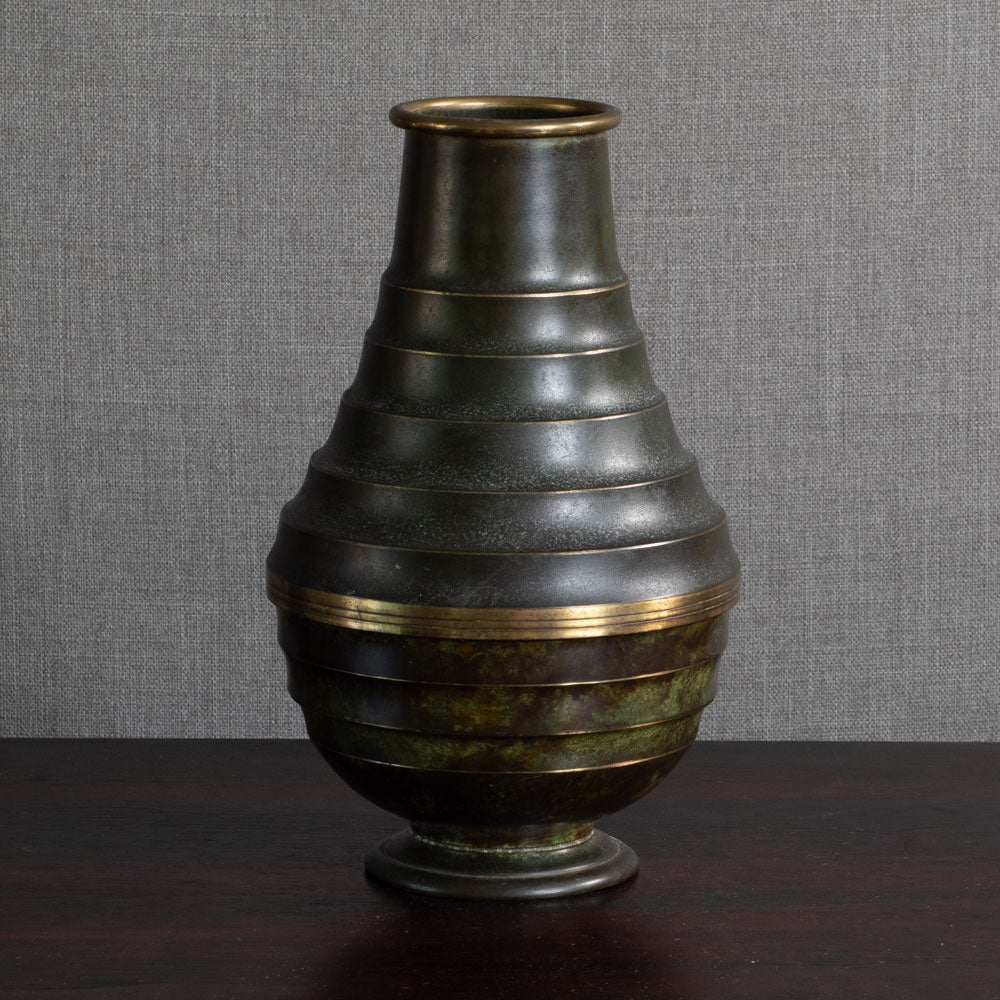 SVM, Sweden, ribbed vase in light bronze M5387