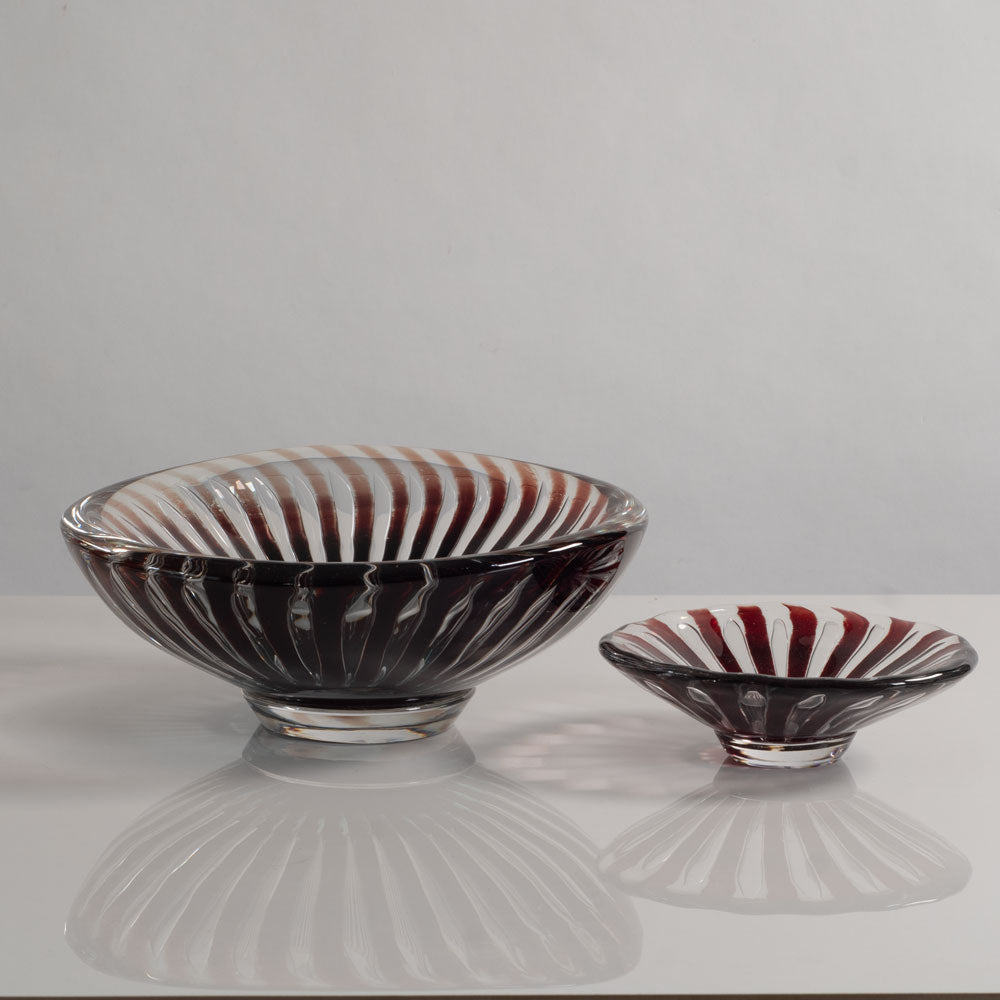 Two Ariel bowls by Edvin Öhrström for Orrefors, Sweden