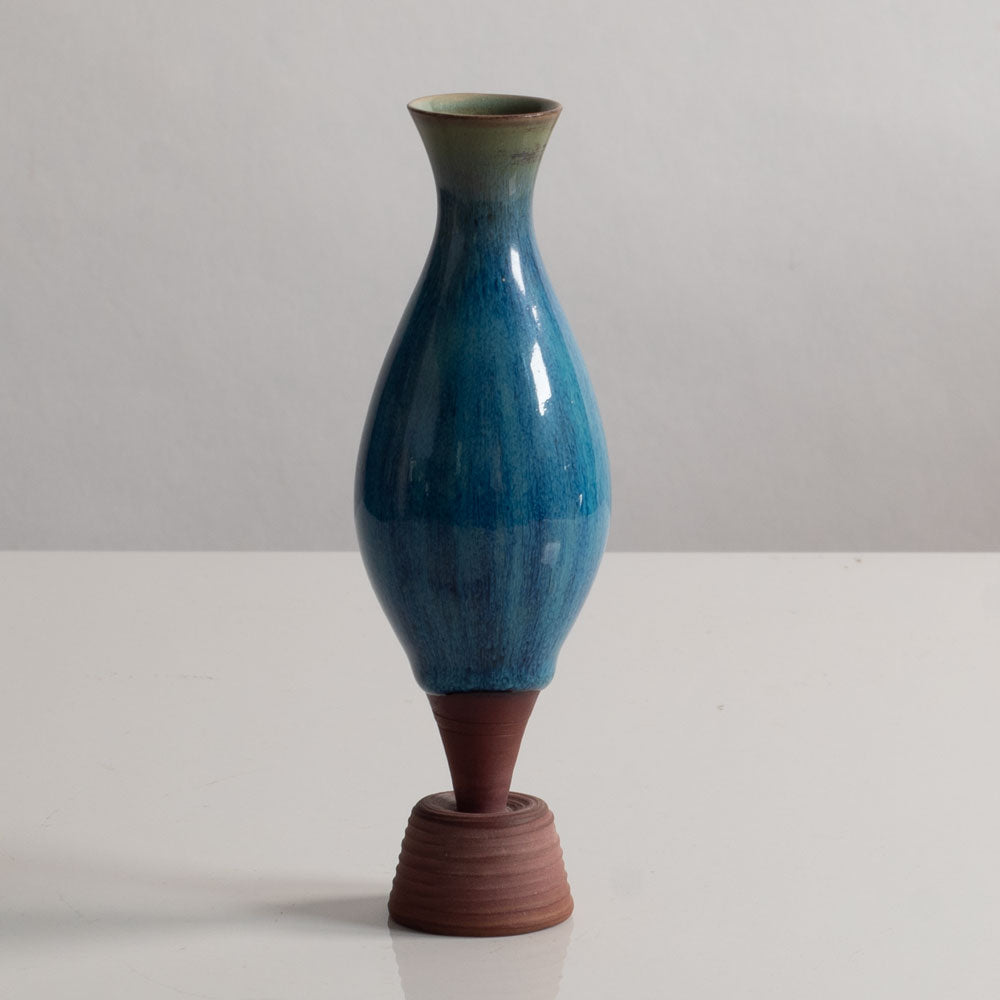 Wilhelm Kåge for Gustavsberg, Sweden, unique stoneware footed "Farsta Terra Spirea" vase  H1244