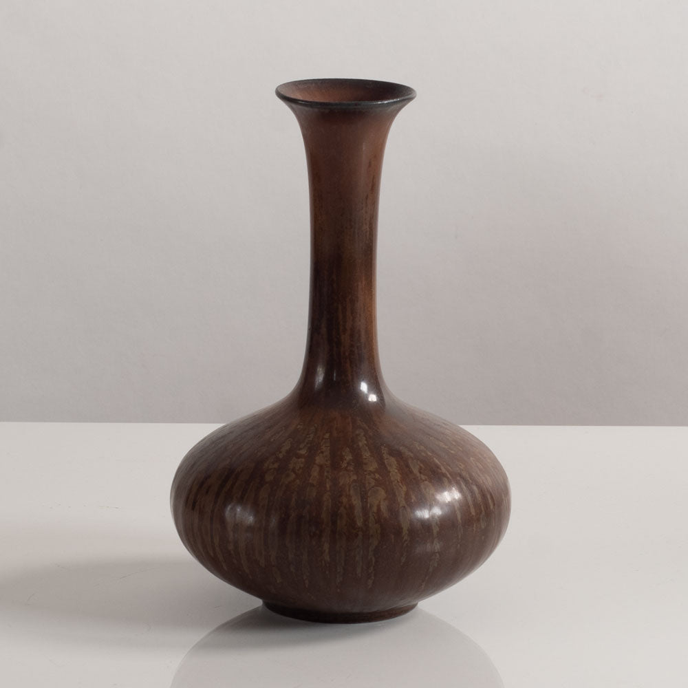 Gunnar Nylund for Rörstrand, Sweden, stoneware vase with brown glaze M3930