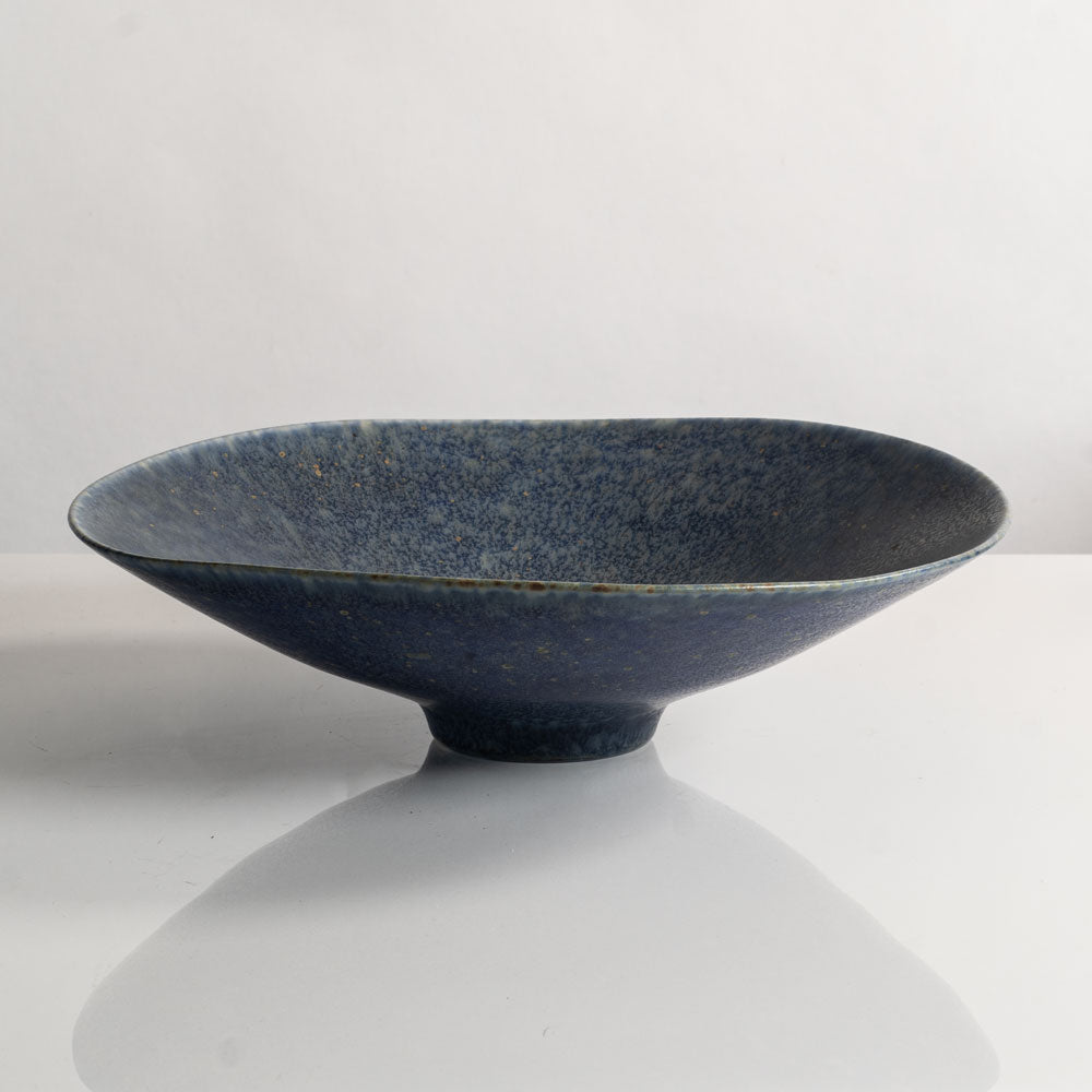 Carl Harry Stålhane for Rörstrand, Sweden, large stoneware footed bowl with blue haresfur glaze M5421