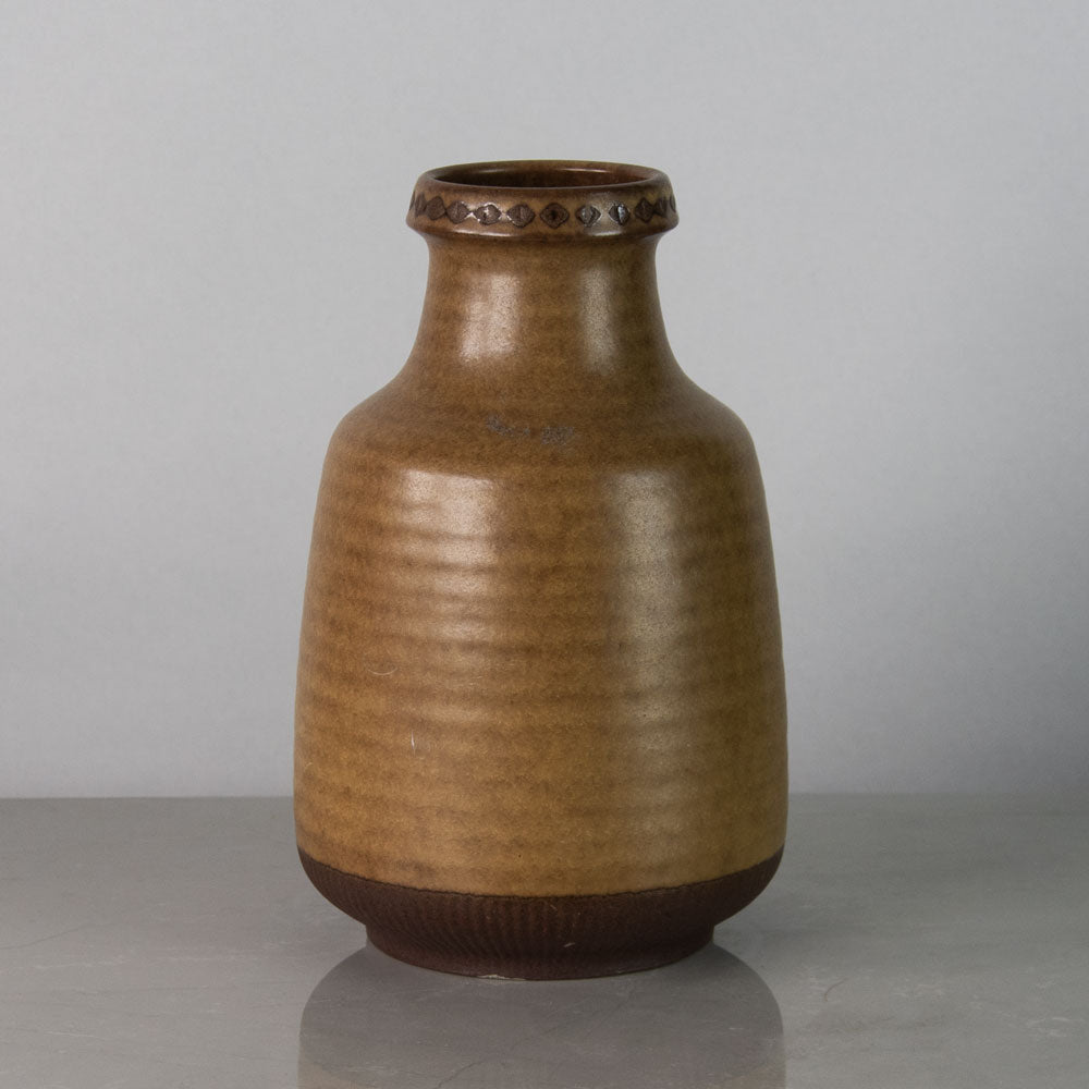 Gunnar Nylund for Rörstrand, Sweden, ceramic vase with golden brown glaze G9492