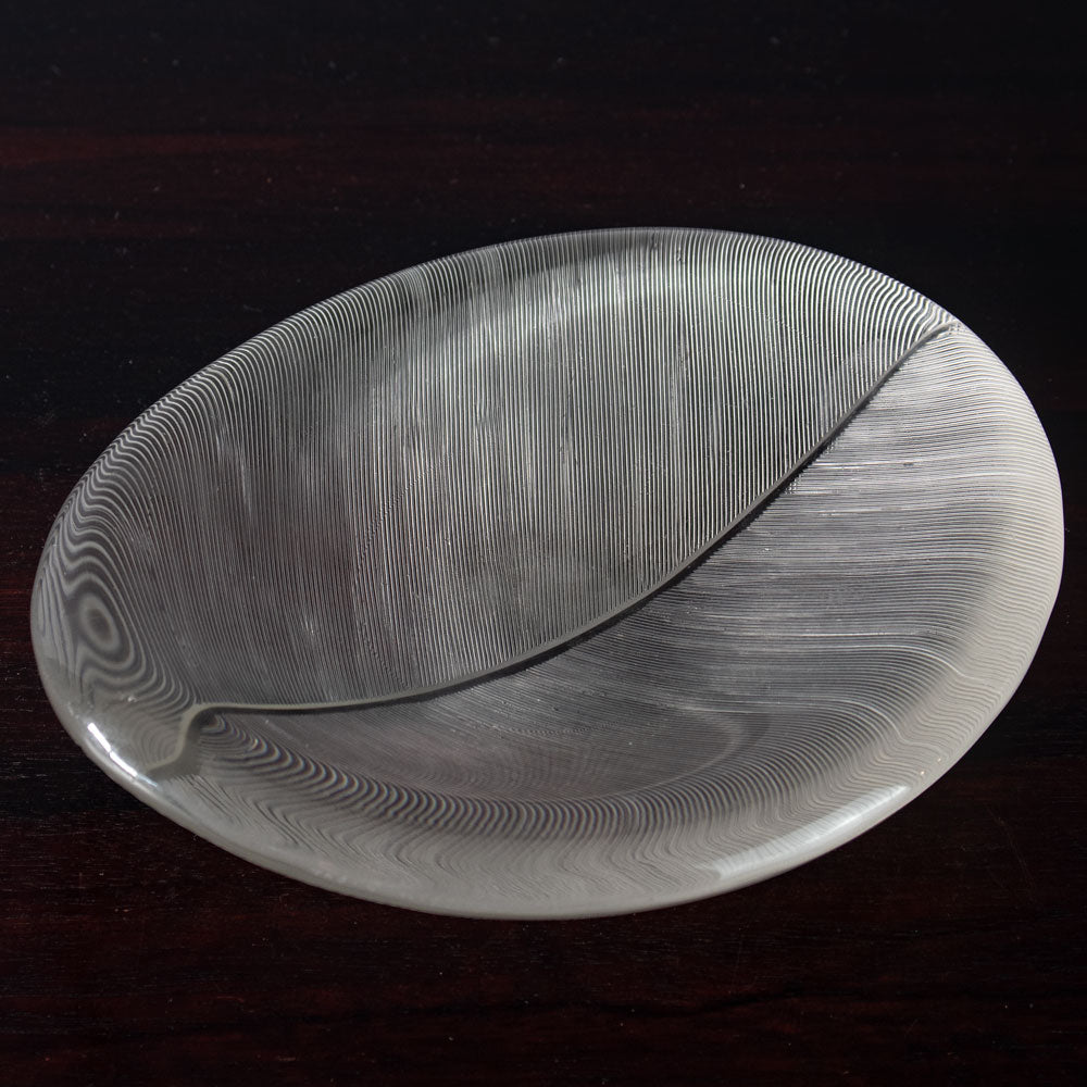 Tapio Wirkkala for Iittala, Finland, comb-cut glass leaf dish J1437