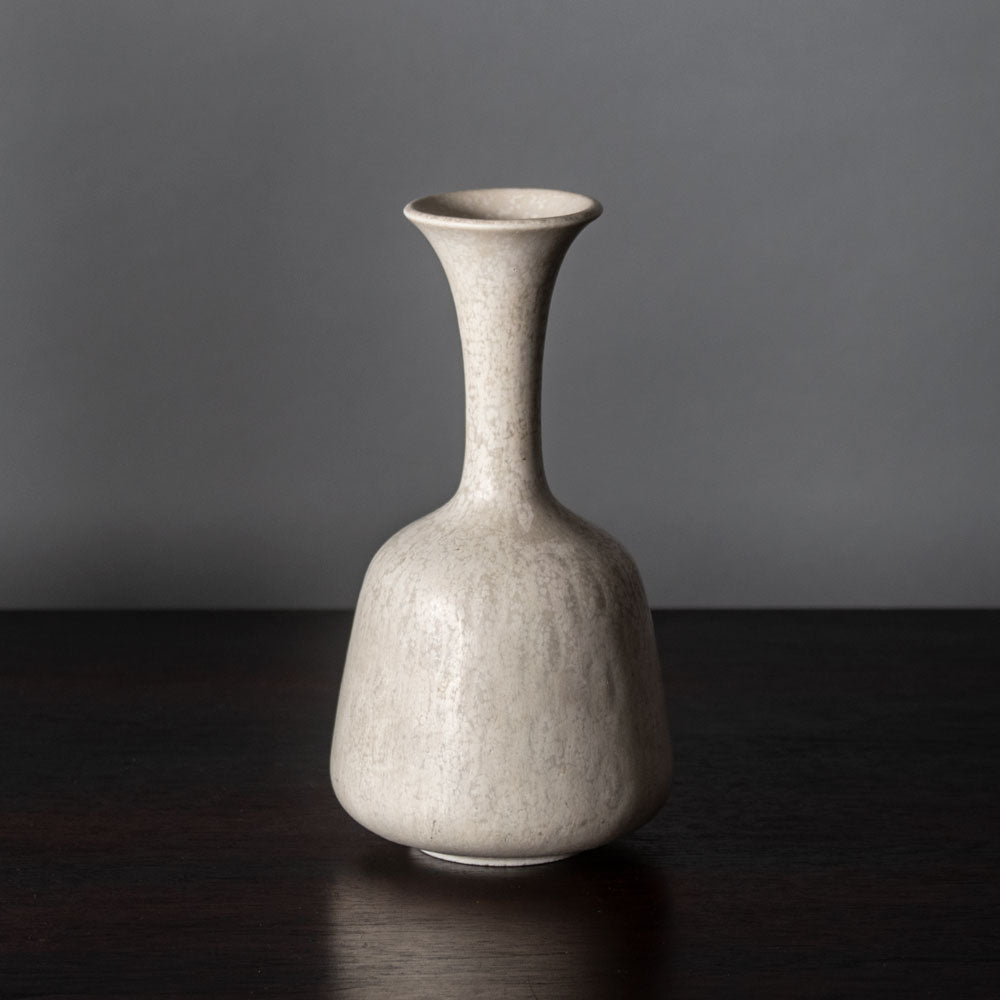 Gunnar Nylund for Rörstrand, Sweden, vase with white glaze J1189