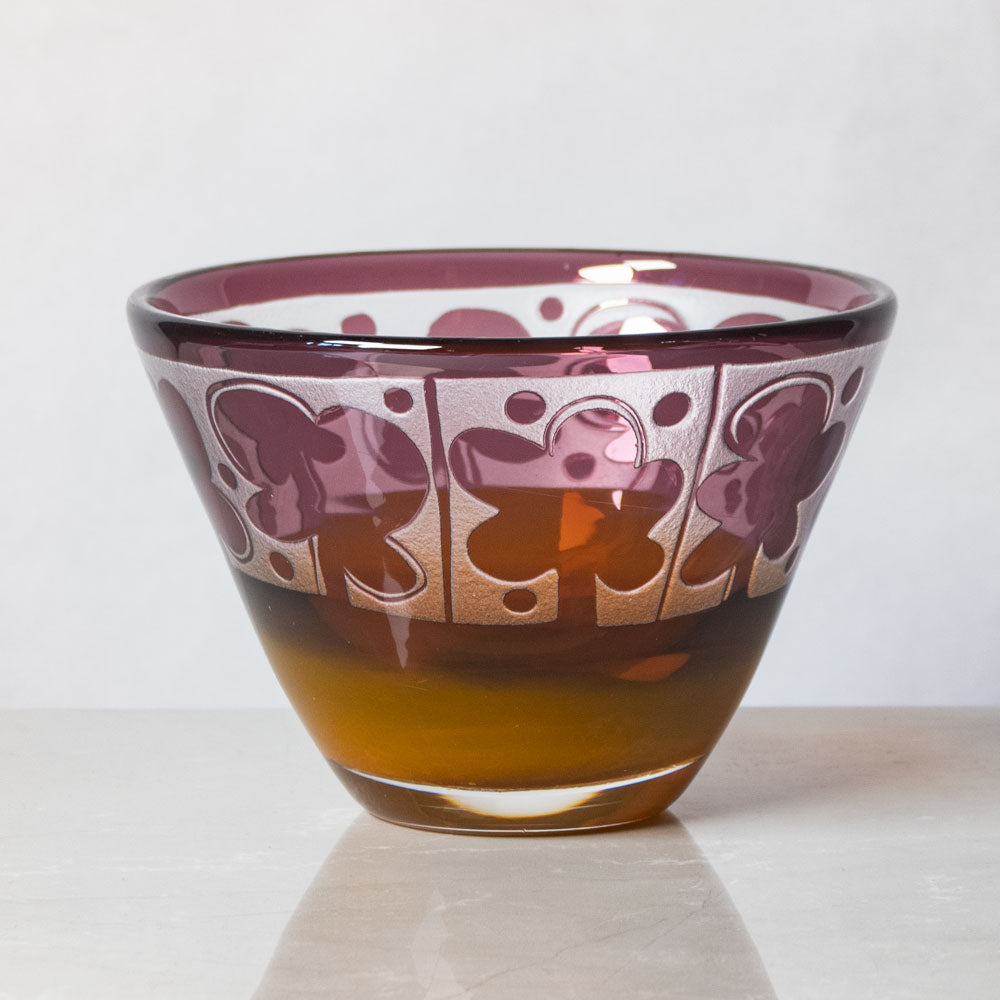 Bertil Vallien for Boda-Åfors, Sweden, unique engraved bowl in purple and orange glass J1547
