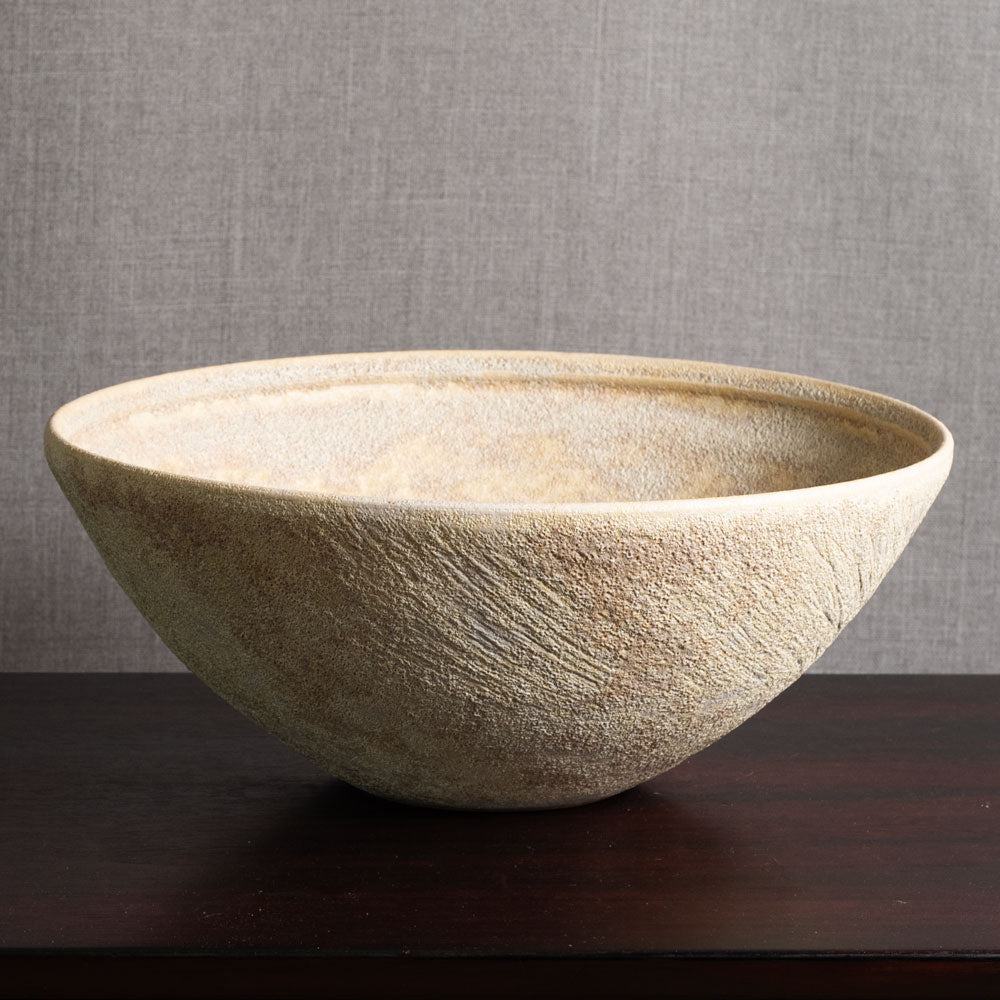 Chris Carter, UK, unique large stoneware bowl with oatmeal  glaze M4321