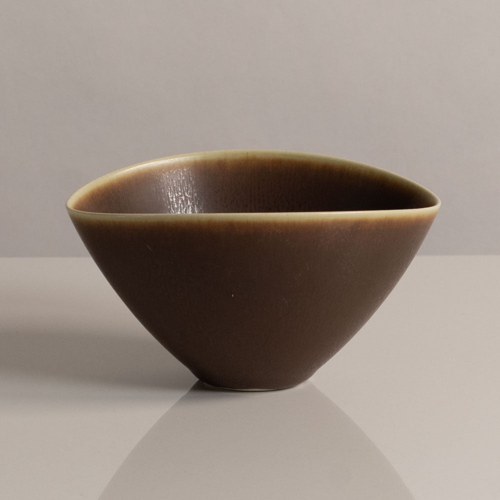Per Linnemann-Schmidt at Palshus, Denmark, stoneware ovoid bowl with brown glaze L3567