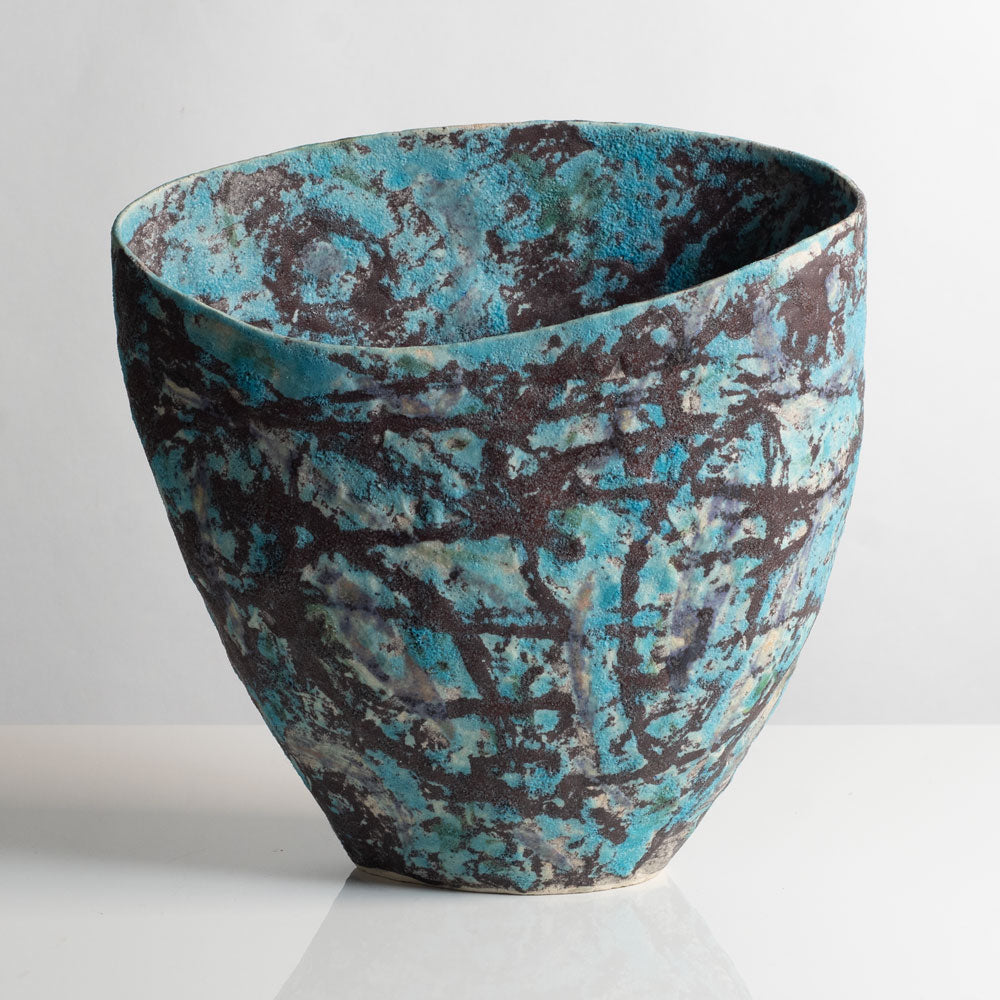 Julian King-Salter, UK, unique coil-built stoneware vessel with turquoise and black glaze M4341