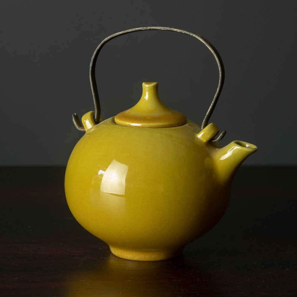 Carl Harry Stålhane for Rörstrand, stoneware teapot with yellow glossy glaze H1397